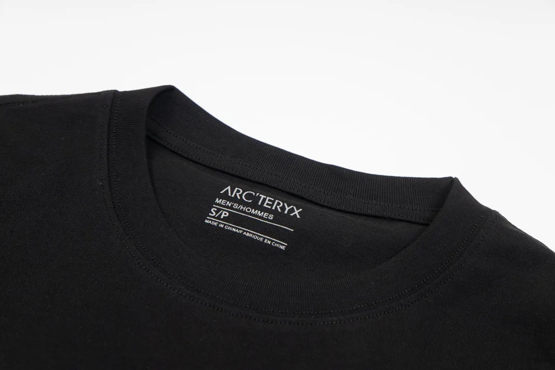 【 Quality】 Arc’teryx 𝟮𝟰𝘀𝘀 T ， ， ， OS Premium 32S g Quality ： ：White Black Size：XS S M L